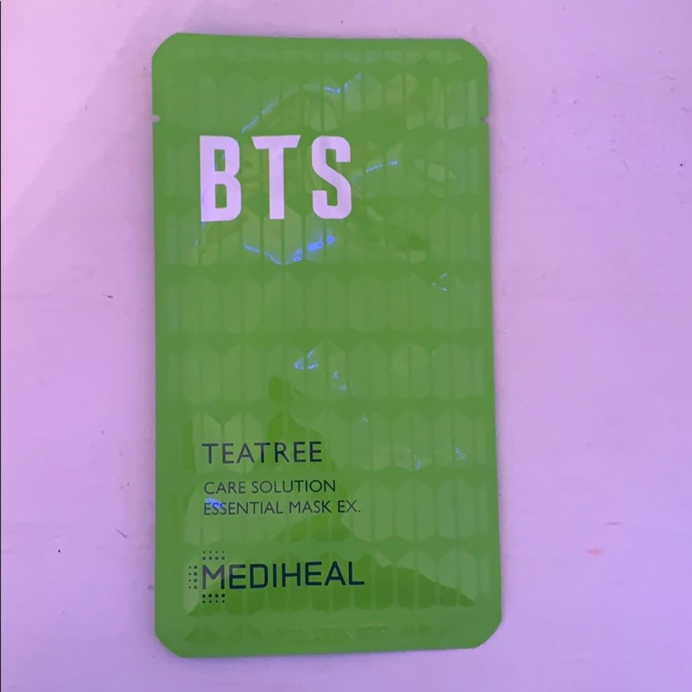 BTS PACK - Picture 2 of 7